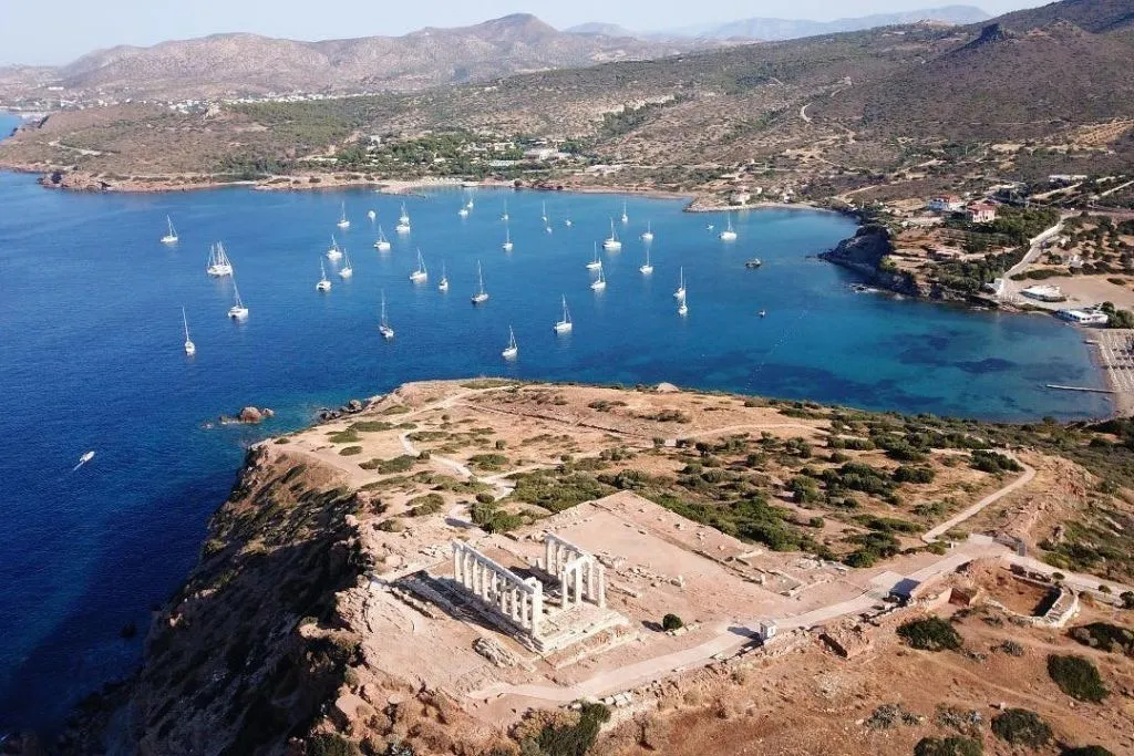 Sights of Athens Combo: Hop-on Hop-off Bus + Cape Sounion Sunset Tour
