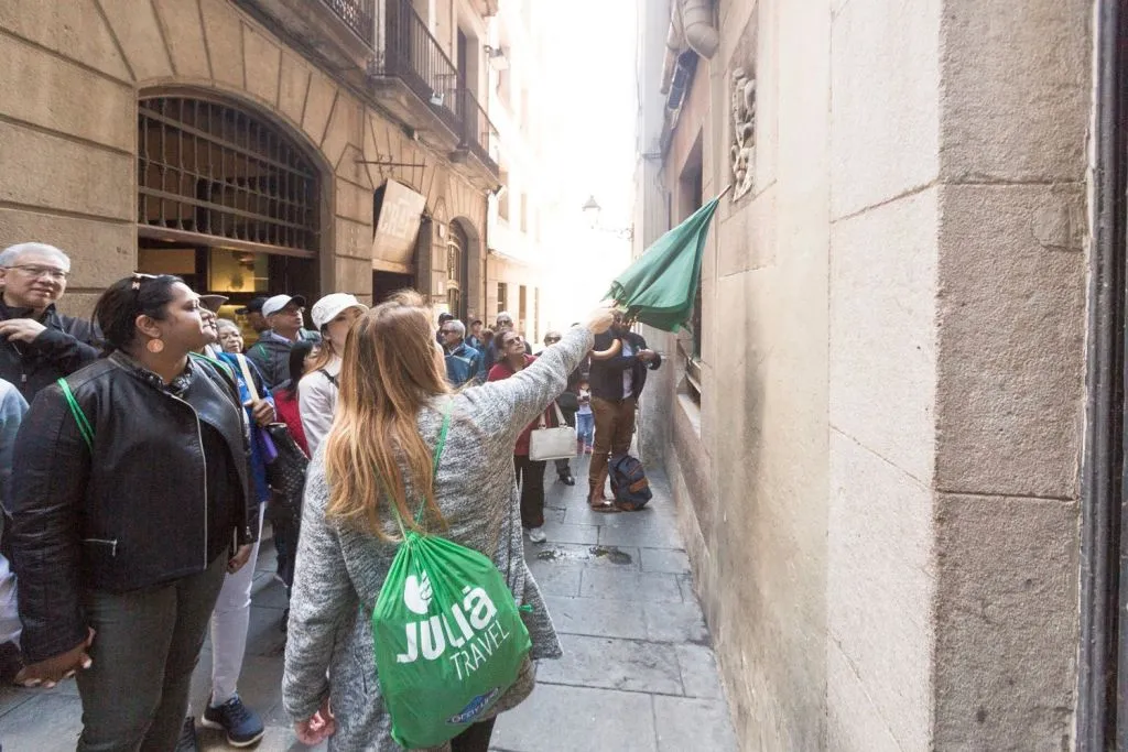 Barcelona: Morning Highlights City Tour