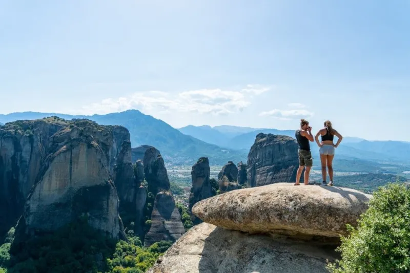 Meteora: Viagem de um dia saindo de Atenas + guia de áudio + almoço