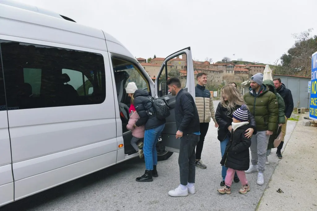 Meteora: Viagem de um dia saindo de Atenas + guia de áudio + almoço