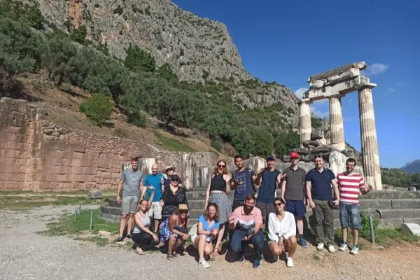 Delphes : Visite guidée audio VR d'une journée au départ d'Athènes