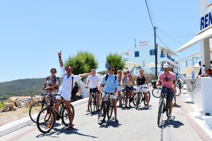 Agistri, Moni ed Egina: Crociera in barca a vela con pranzo e spuntini da Atene
