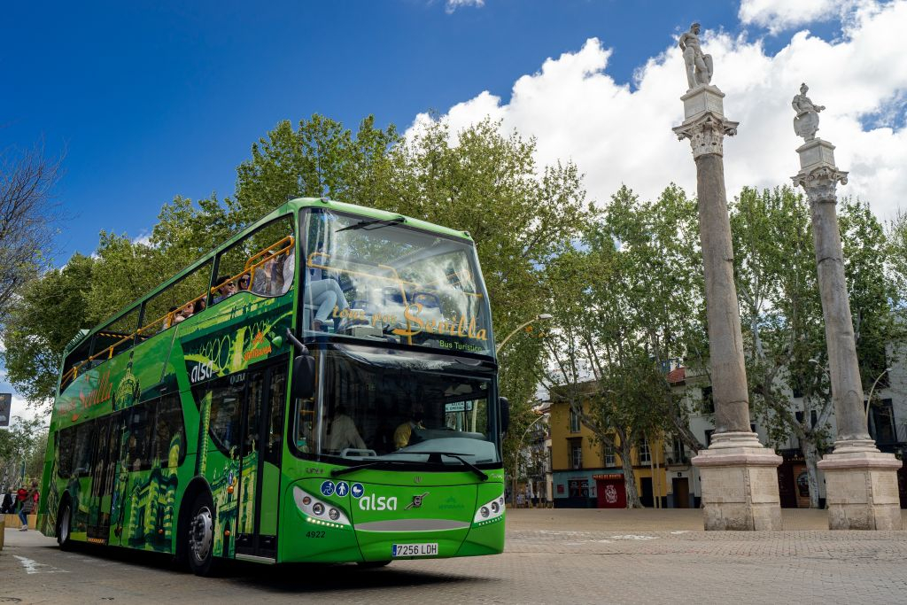 Séville : Visite en bus + croisière + spectacle de flamenco + visite guidée de la ville