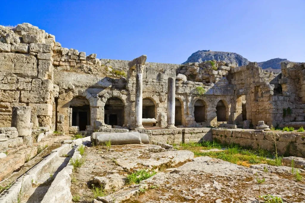 Antigua Corinto y Nauplia: Excursión de un día desde Atenas