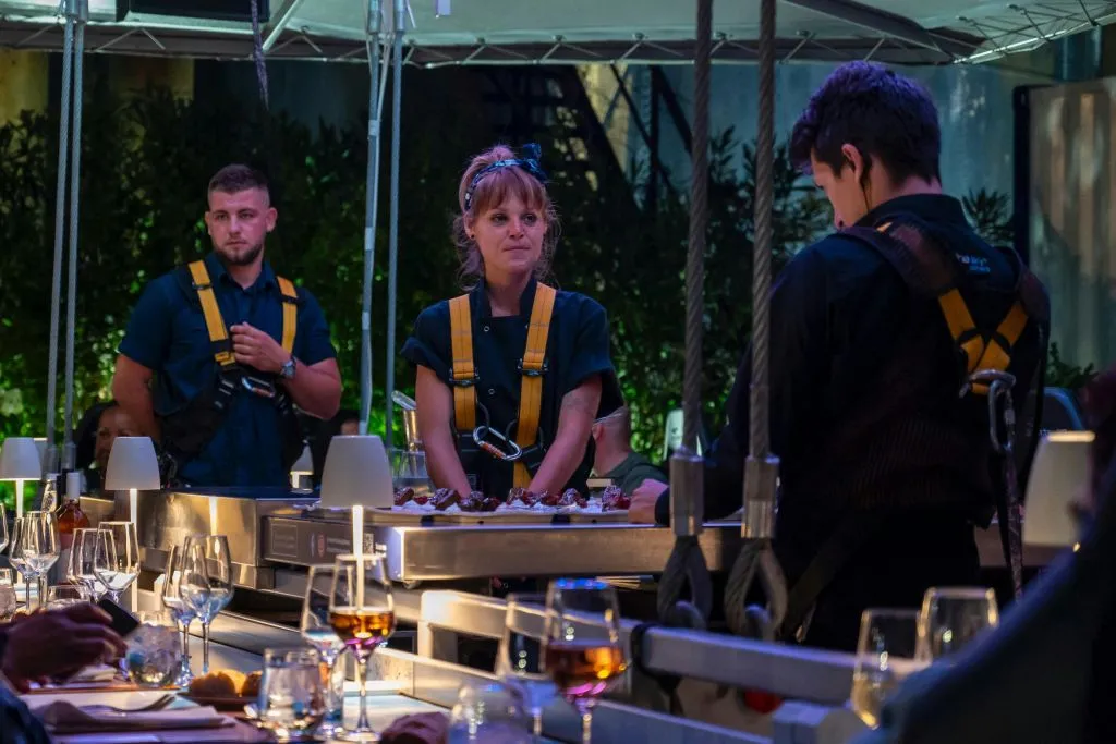Atenas: Jantar de 6 pratos no céu