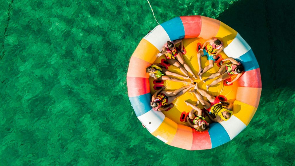 Mykonos Super Paradise Beach: Tubing Water Rental