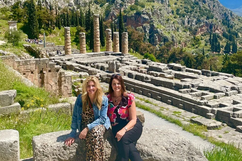 Delphi: Full-Day Small Group Guided Tour from Athens