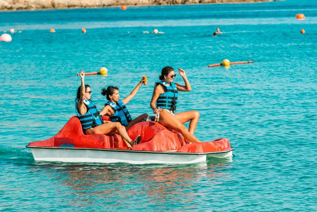 Mykonos Super Paradise Beach: noleggio kayak e pagaia
