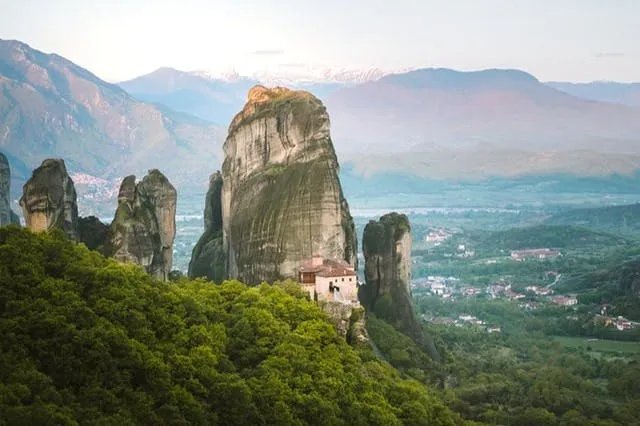 Meteora: Visita guiada particular de dia inteiro saindo de Atenas