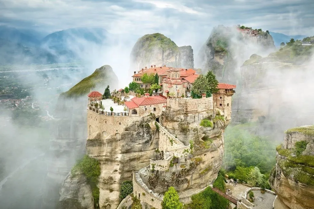 Meteora: Visita guiada particular de dia inteiro saindo de Atenas