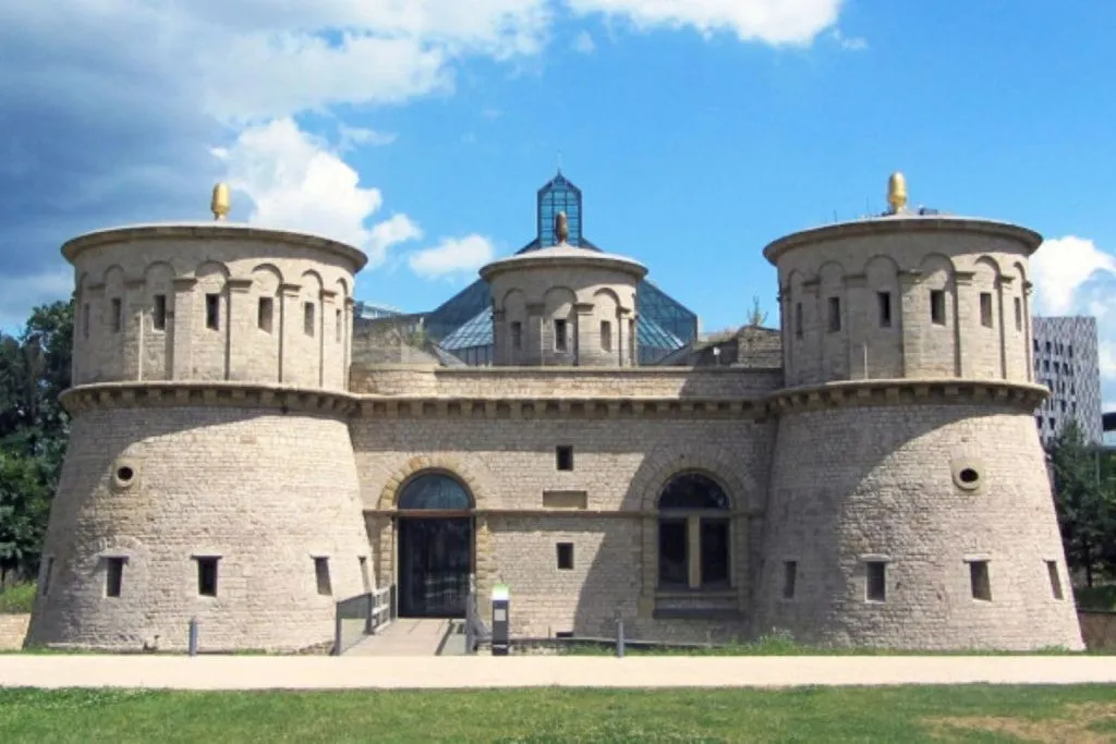 Luxemburgo: trem urbano e entrada para 7 museus