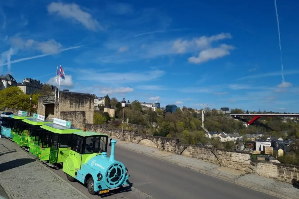 Luxemburgo: trem urbano e entrada para 7 museus