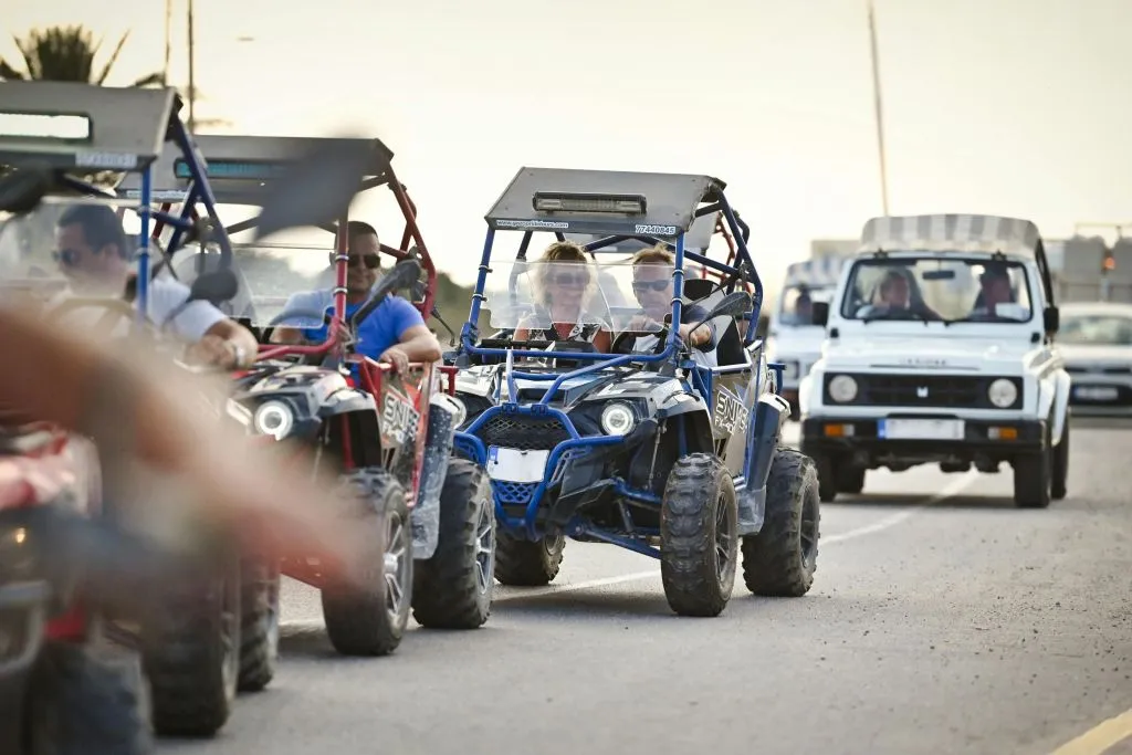 Gozo: Passeio guiado de Buggy ao pôr do sol + Transfer de ida e volta