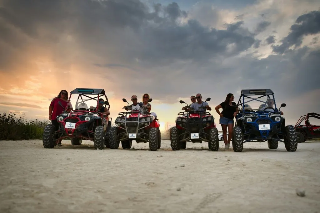 Gozo: Passeio guiado de Buggy ao pôr do sol + Transfer de ida e volta