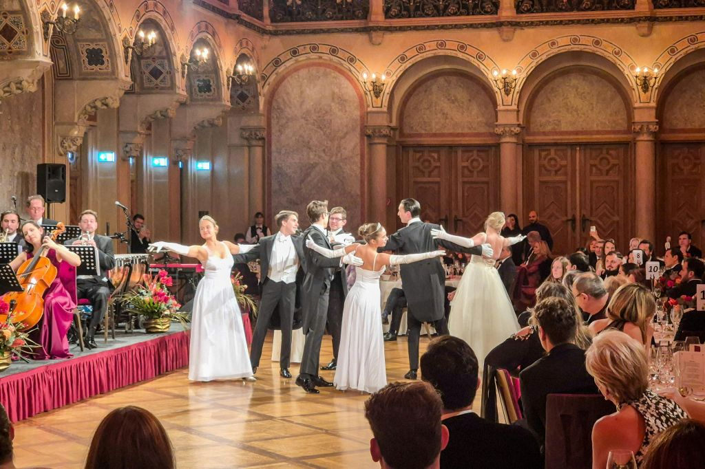 Gala de Ano Novo no Palais Ferstel: Concerto + Jantar de Gala