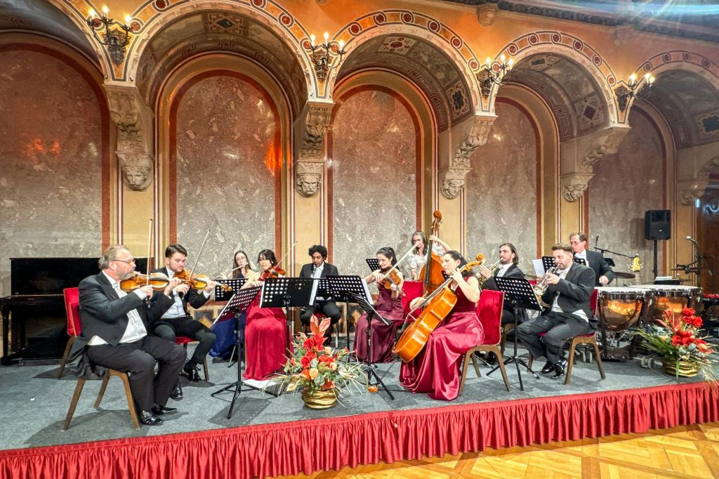 Gala de Ano Novo no Palais Ferstel: Concerto + Jantar de Gala