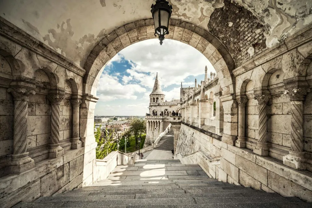 Hallstatt: Guided Day Tour from Vienna + Admont Abbey Fast Track Entry