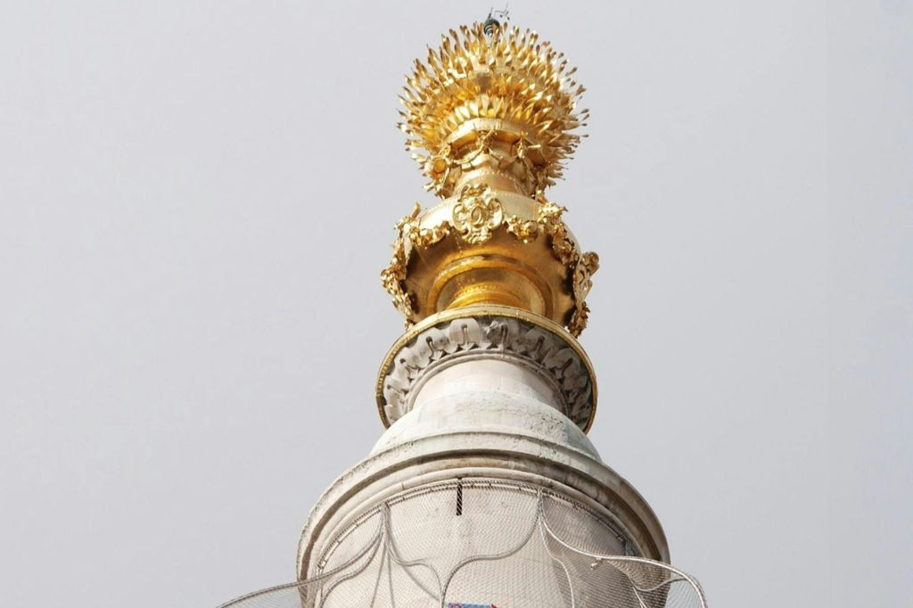 Monument to the Great Fire of London: Escorted Entry + Audio Guide