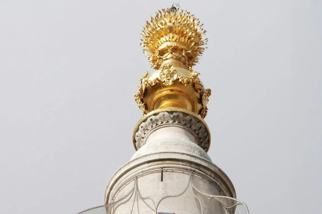 Monument to the Great Fire of London: Escorted Entry + Audio Guide