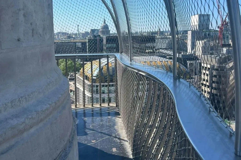Monument to the Great Fire of London: Escorted Entry + Audio Guide