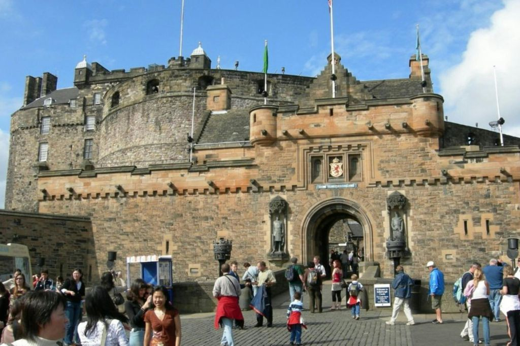 Edinburgh: Self-Guided Audio Tour
