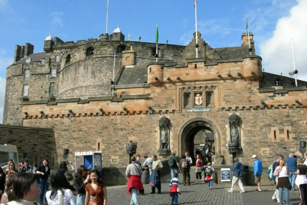 Edinburgh: Self-Guided Audio Tour
