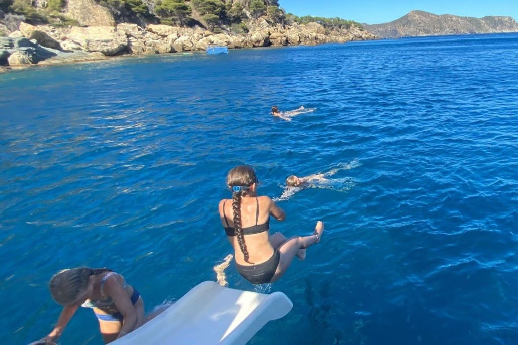Cap de Creus: Excursión en barco + Parada para nadar