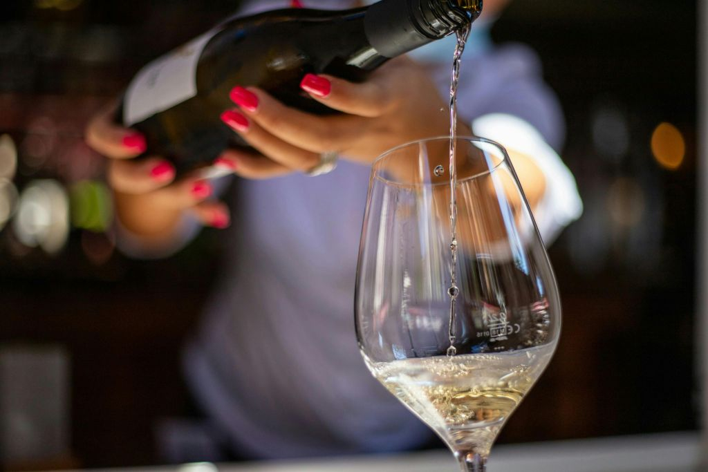 Lisbon: Guided Wine Tasting Experience