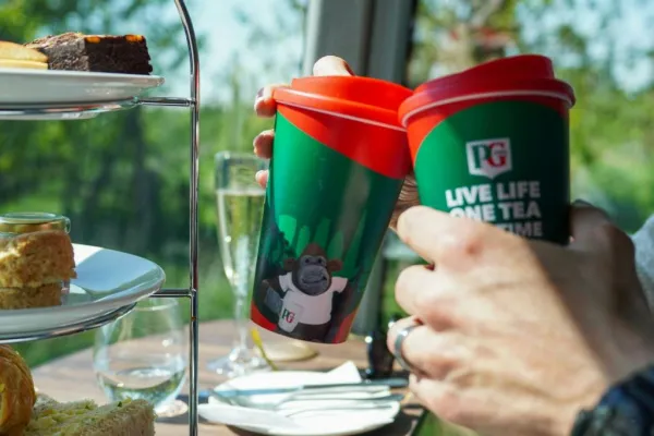 Té de la tarde PG Tips y visita turística en autobús