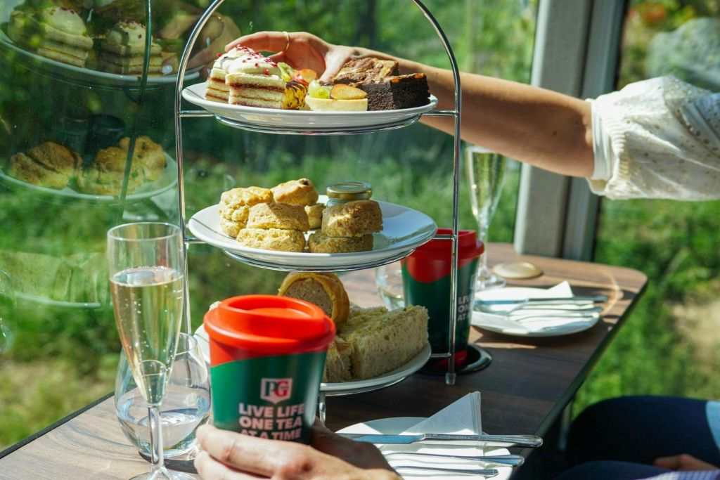 PG Tips Afternoon Tea and Sightseeing Bus Tour
