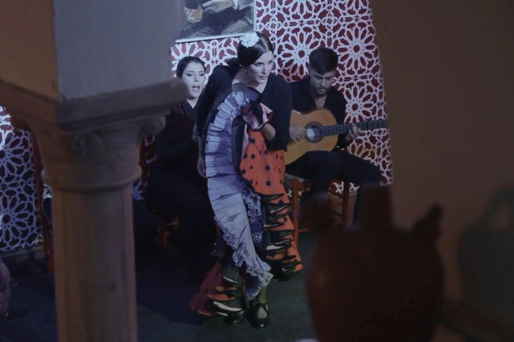 Santa Cruz Sevilla: Espectáculo Flamenco Mariscal + Bebida
