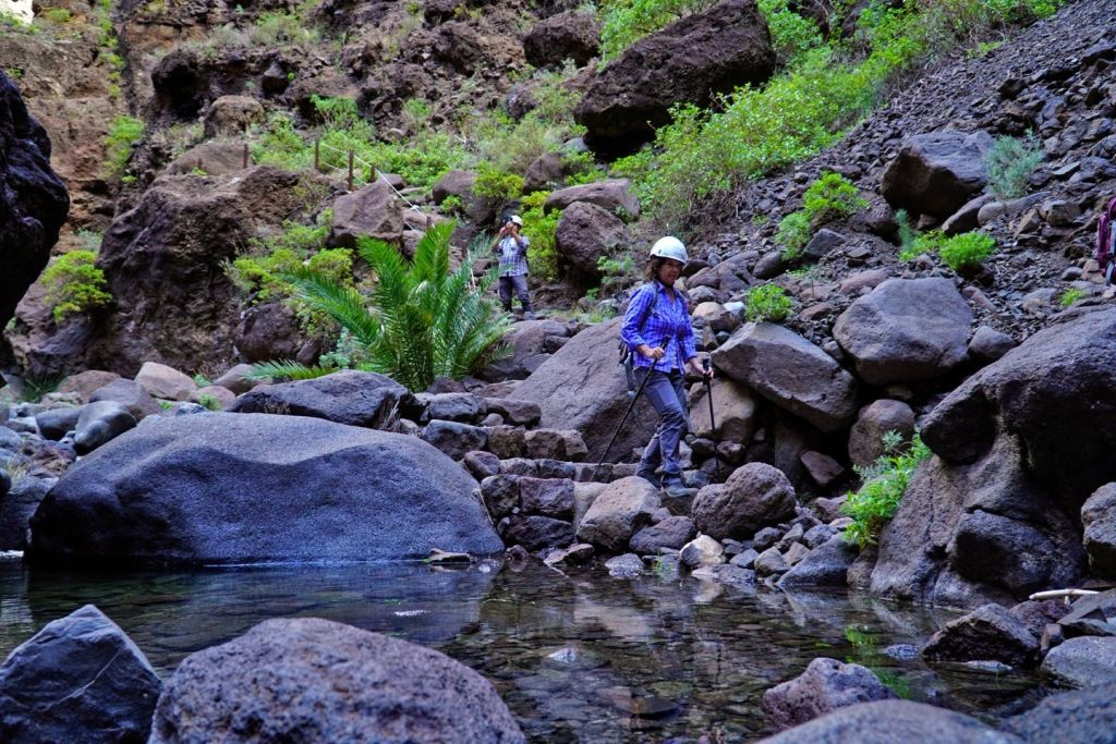 Barranco de Masca: Descenso Guiado + Paseo en Barco + Traslado