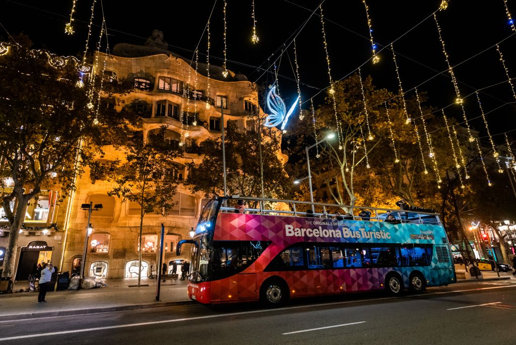 Barcelona Christmas Tour by Bus