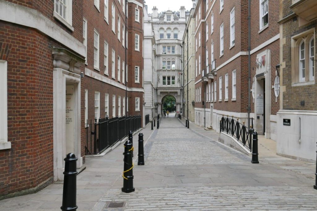 London: Mary Poppins Guided Walking Tour