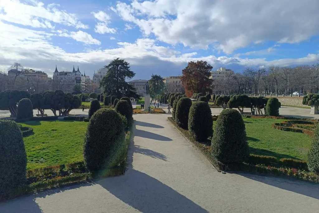 Madrid: Guided Bike Tour