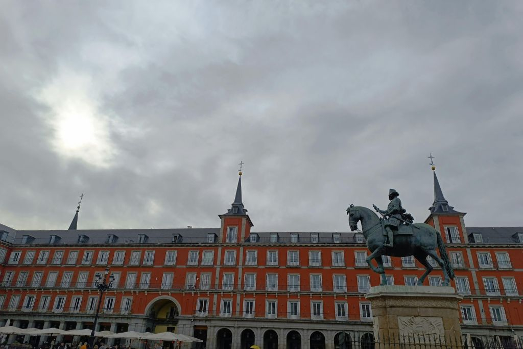 Madrid: Guided Bike Tour