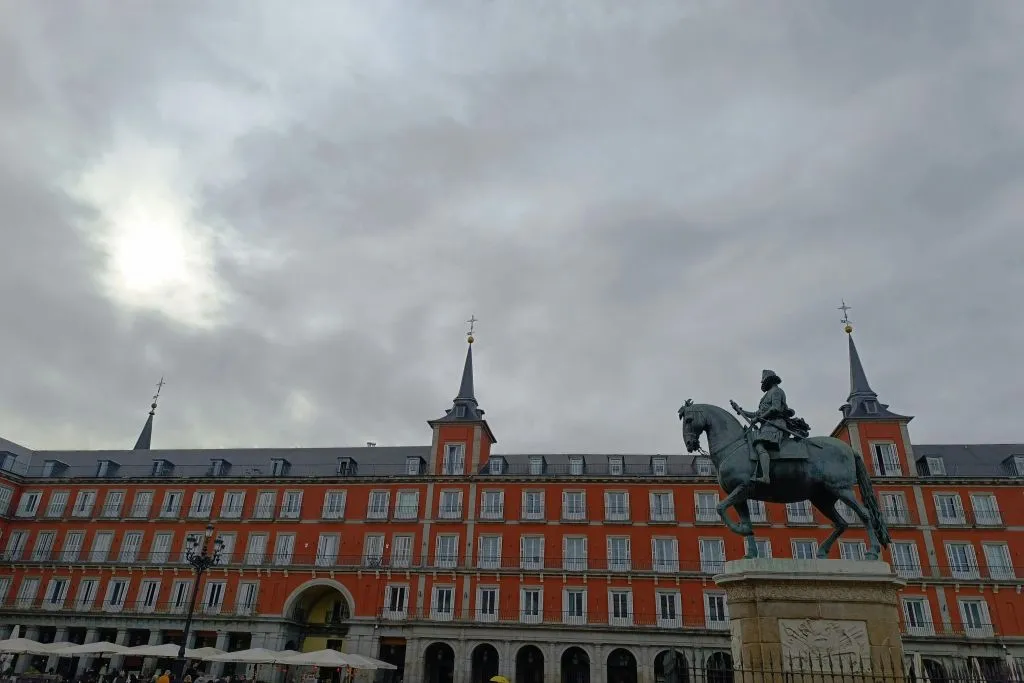 Madrid: Guided Bike Tour