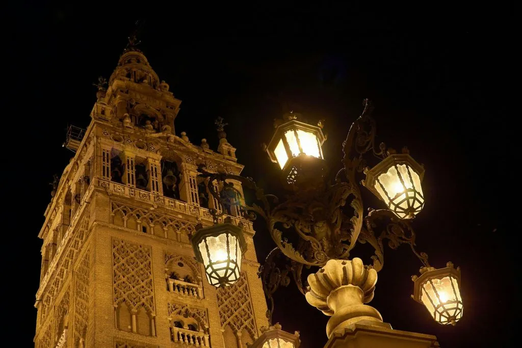 Sevilla: Visita Nocturna