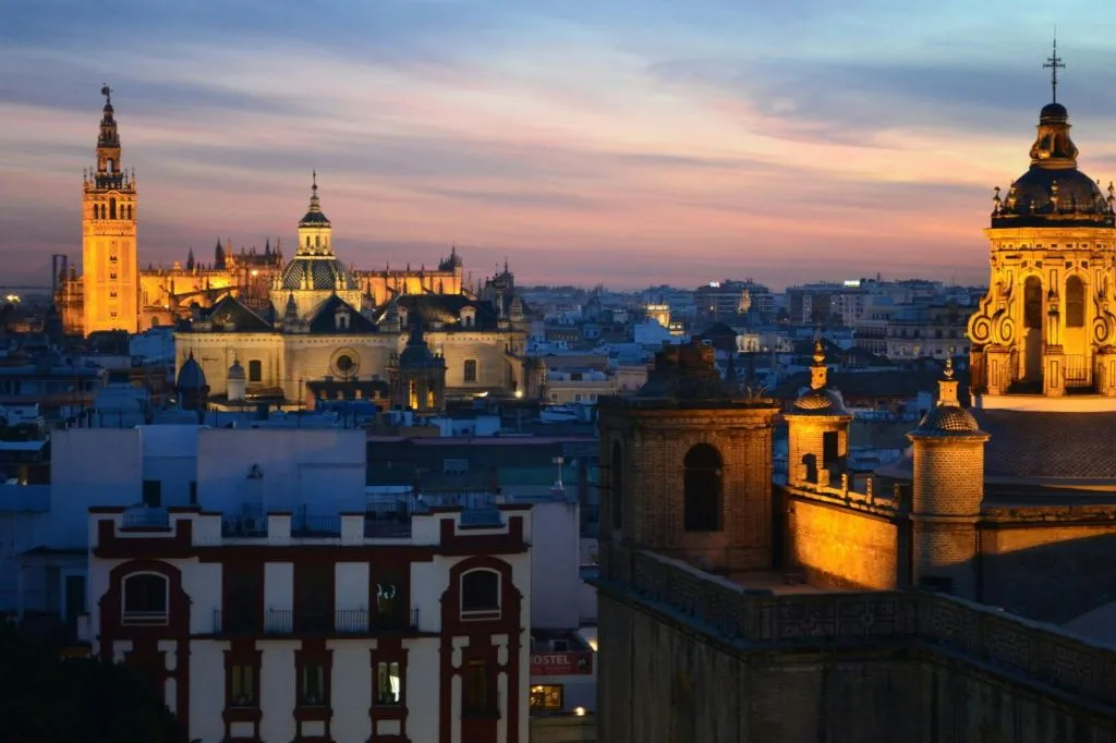Sevilla: Visita Nocturna