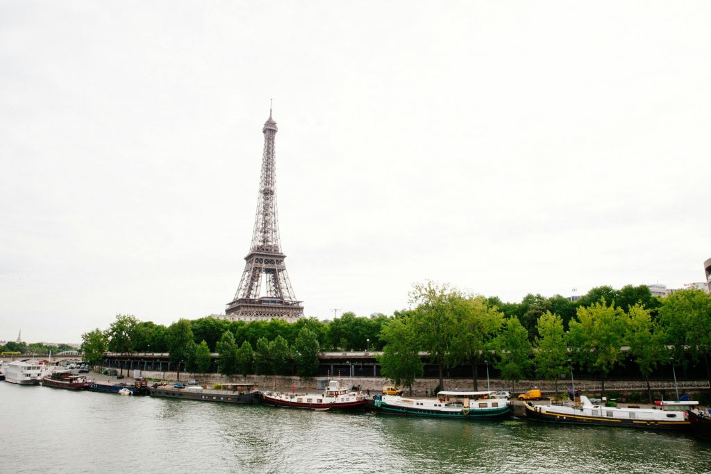 Paris: Aluguer de bicicletas eléctricas