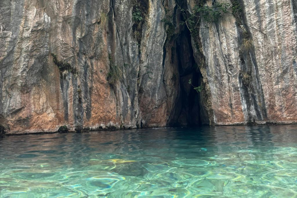 De Valência: Águas Termais de Montanejos e Cascata Salto de la Novia