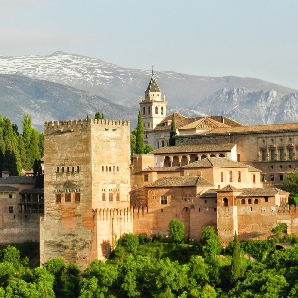 Alhambra: Entradas sin colas + Palacios Nazaríes opcionales