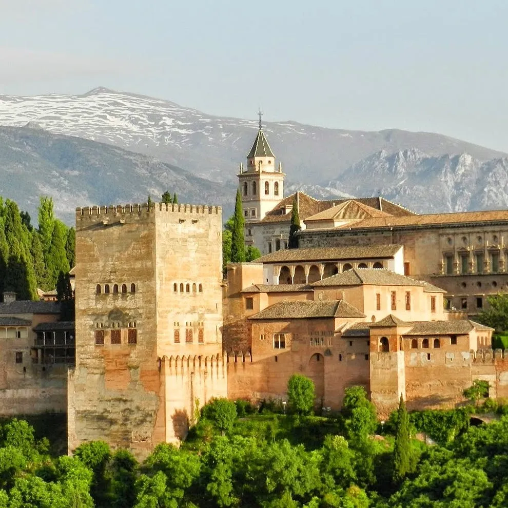 Alhambra: Entradas sin colas + Palacios Nazaríes opcionales