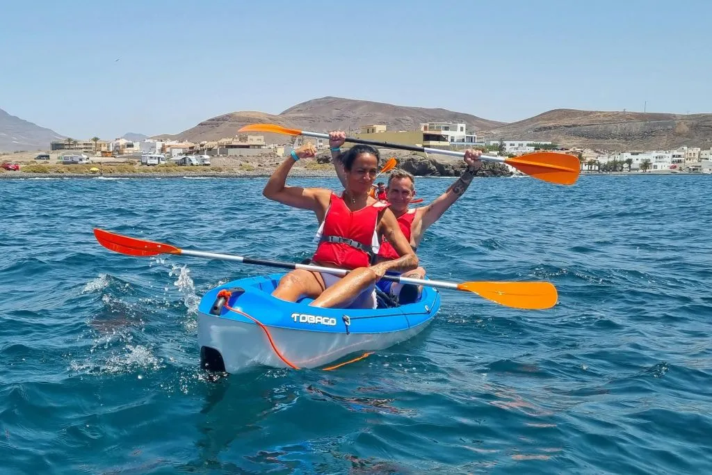 Fuerteventura: Excursión guiada en Kayak y Snorkel + Traslado de ida y vuelta