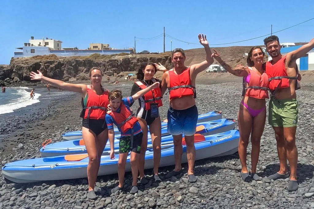 Fuerteventura: Excursión guiada en Kayak y Snorkel + Traslado de ida y vuelta