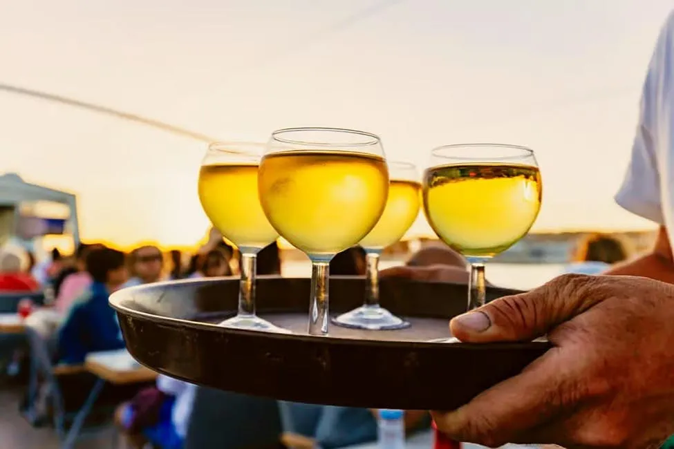 Lisbon: Tagus River Sunset Cruise