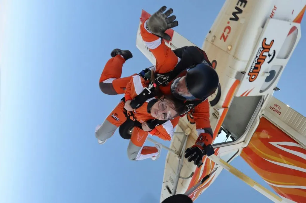 Prague: Tandem Skydiving Experience + Transfers