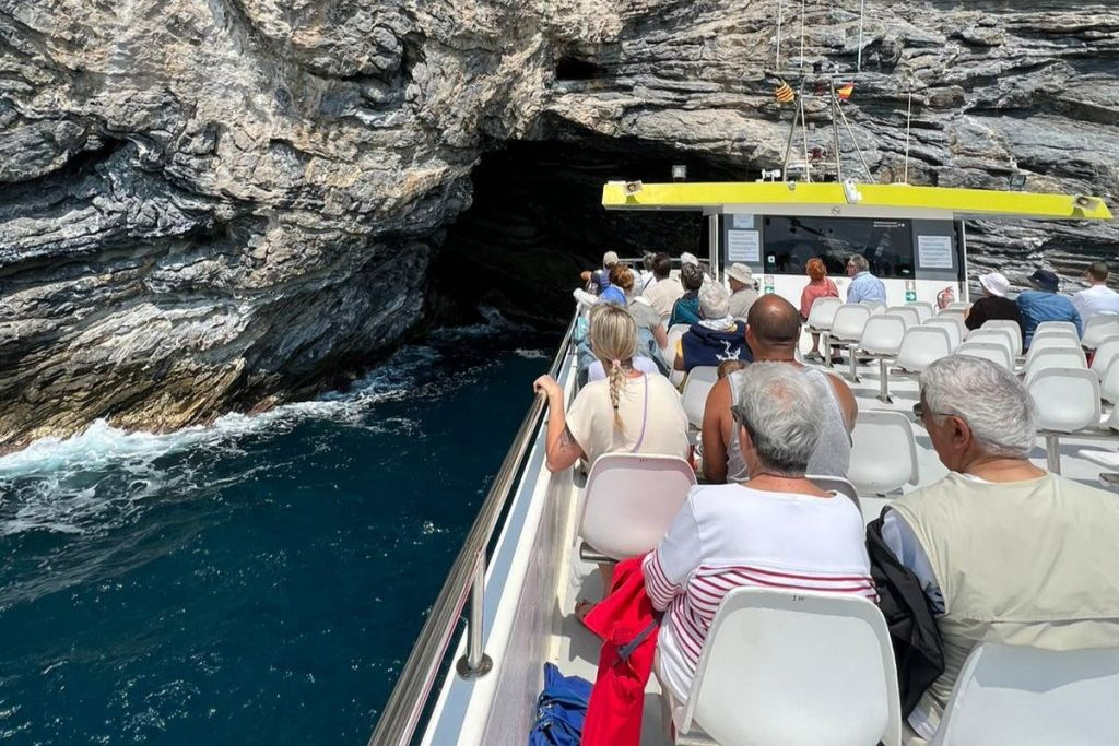 Cap Norfeu: Excursión en barco desde Roses