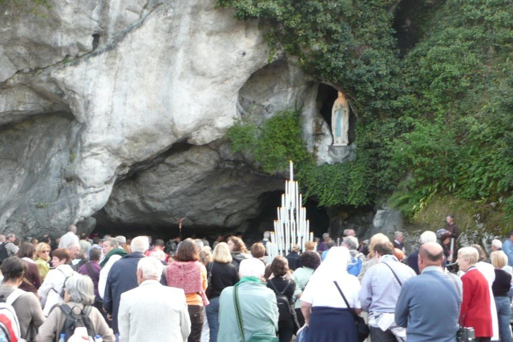 Lourdes : Visite guidée d'une journée en petit groupe au départ de Toulouse