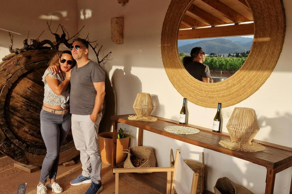 Mallorca: Visita Guiada a Bodegas al Atardecer + Recogida + Degustaciones